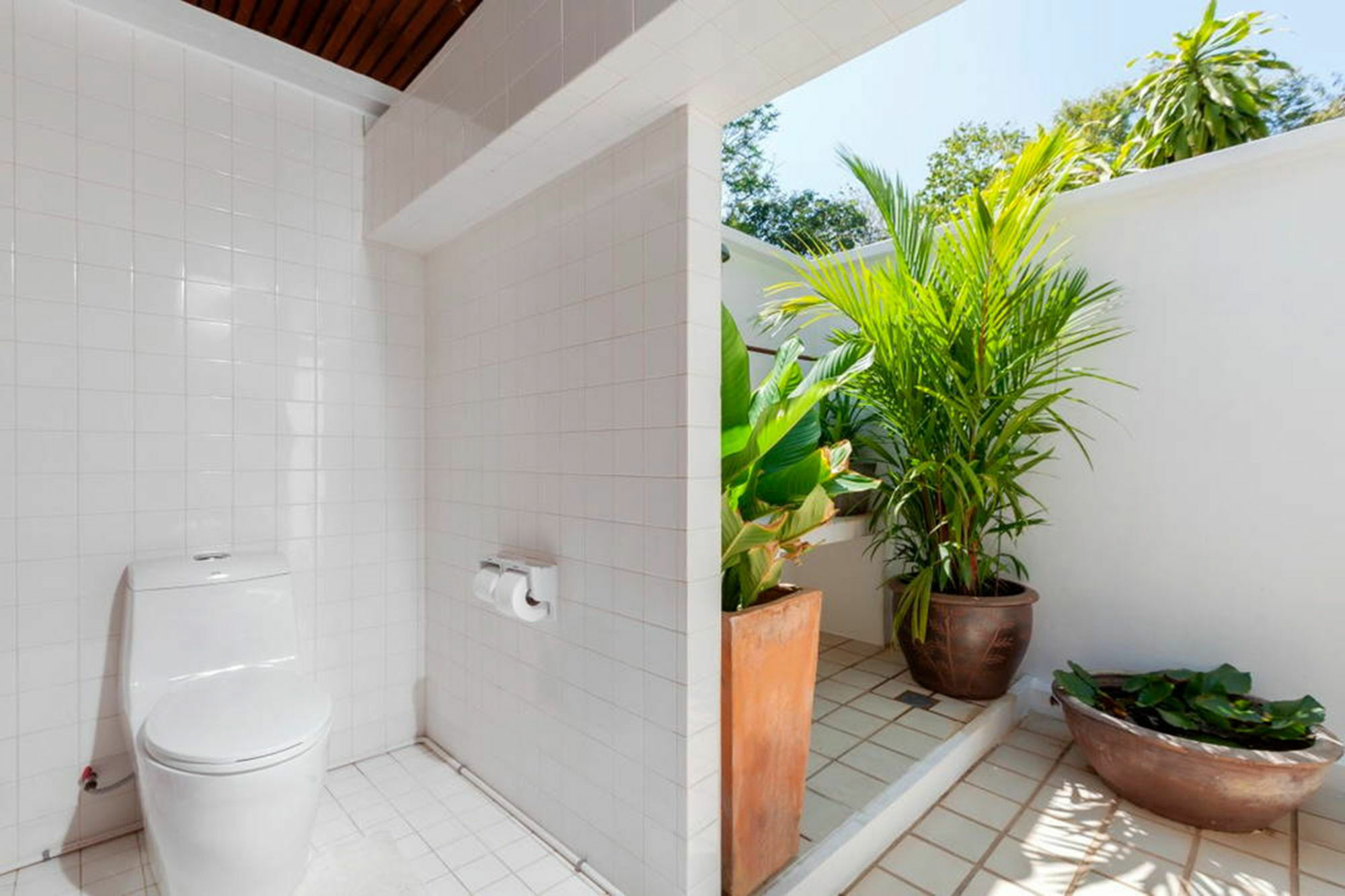 Baan Khunying - Secluded Phuket Beachfront Villa Rawai ภายนอก รูปภาพ
