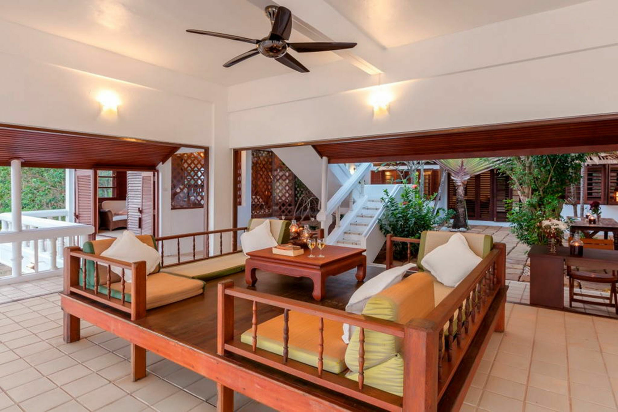 Baan Khunying - Secluded Phuket Beachfront Villa Rawai ภายนอก รูปภาพ