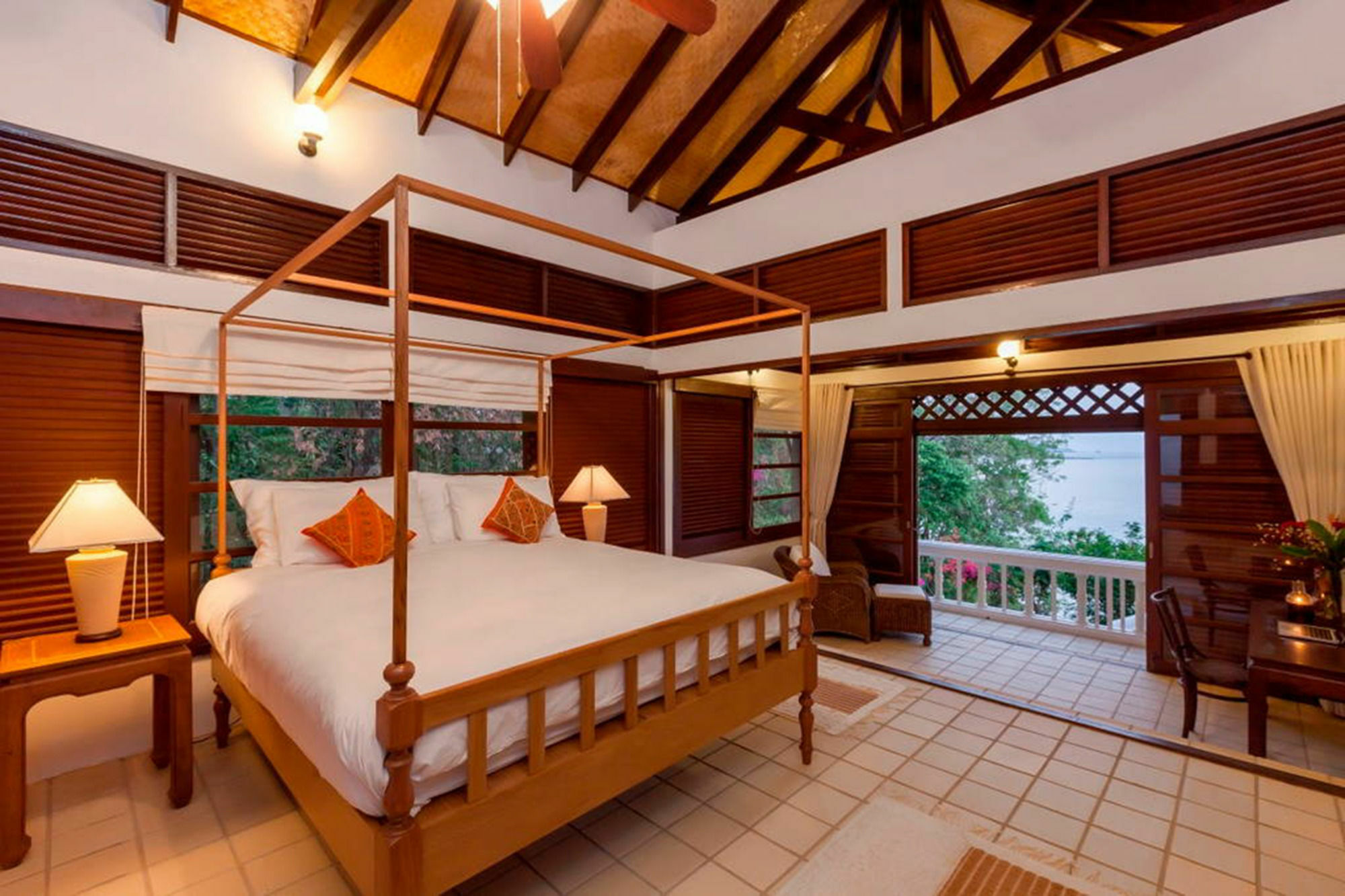 Baan Khunying - Secluded Phuket Beachfront Villa Rawai ภายนอก รูปภาพ