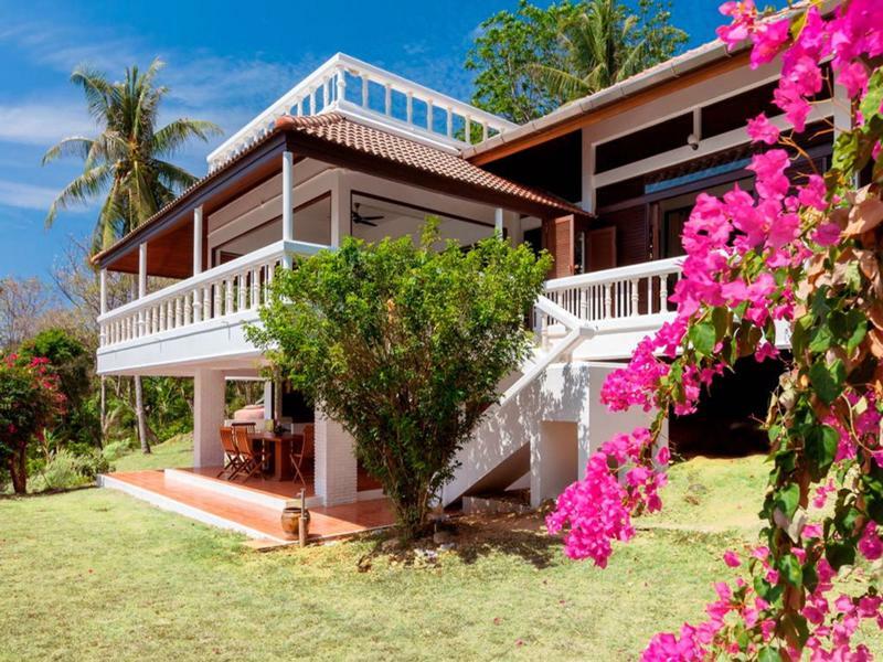 Baan Khunying - Secluded Phuket Beachfront Villa Rawai ภายนอก รูปภาพ